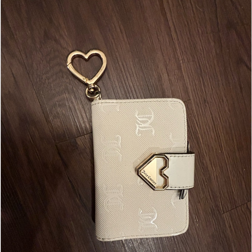Juicy Couture Wallet - Picture 1 of 1